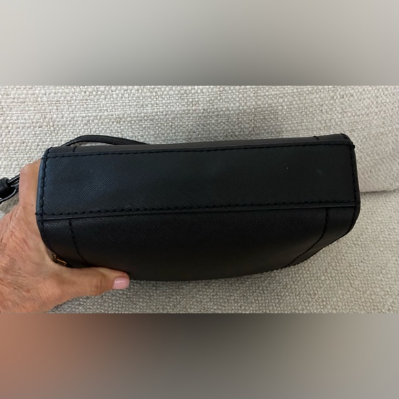 Marc Jacobs EUC Black Leather Playback Dome Crossbody Bag w/Gold Hardware